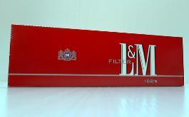 L&M 100 RED BOX